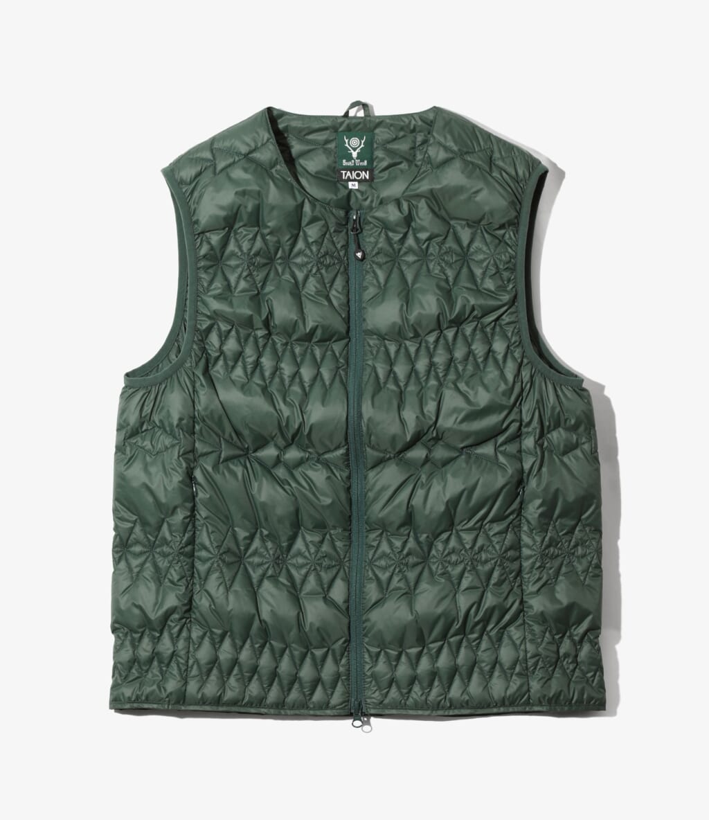 サウス2 ウエスト8とタイオン Inner Down Vestグリーン