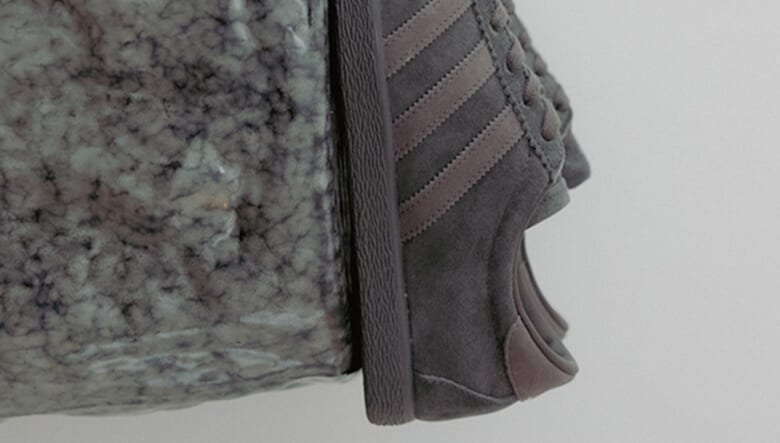adidas Originals×URBAN RESEARCHの別注TOBACCO