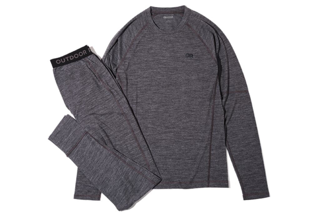 OUTDOOR RESERCH
Alpine Onset Merino 150 Crew & Bottoms