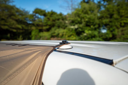 ロッジ型テント×カーサイドタープ。ogawaの魅力を凝縮した新作テントに注目！
